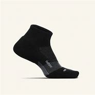 Feetures Merino 10 Max Cushion Quarter Sock - Bog Dog Running