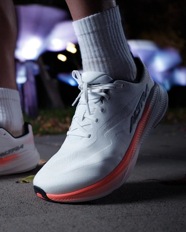 Altra Experience Flow 3 Women's Running Shoe - Bog Dog Running