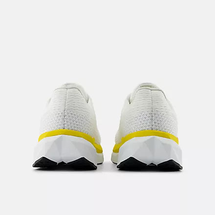 New Balance Men's Fuelcell Propel v5 Running Shoes - Bog Dog Running