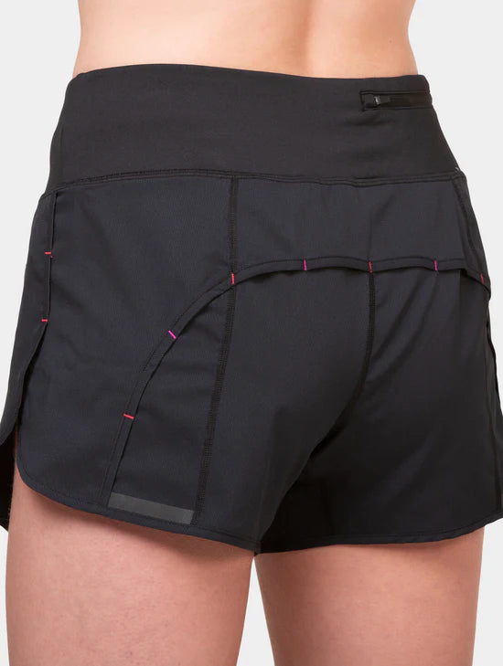 Ronhill Women's Tech 4.5" Short - Bog Dog Running