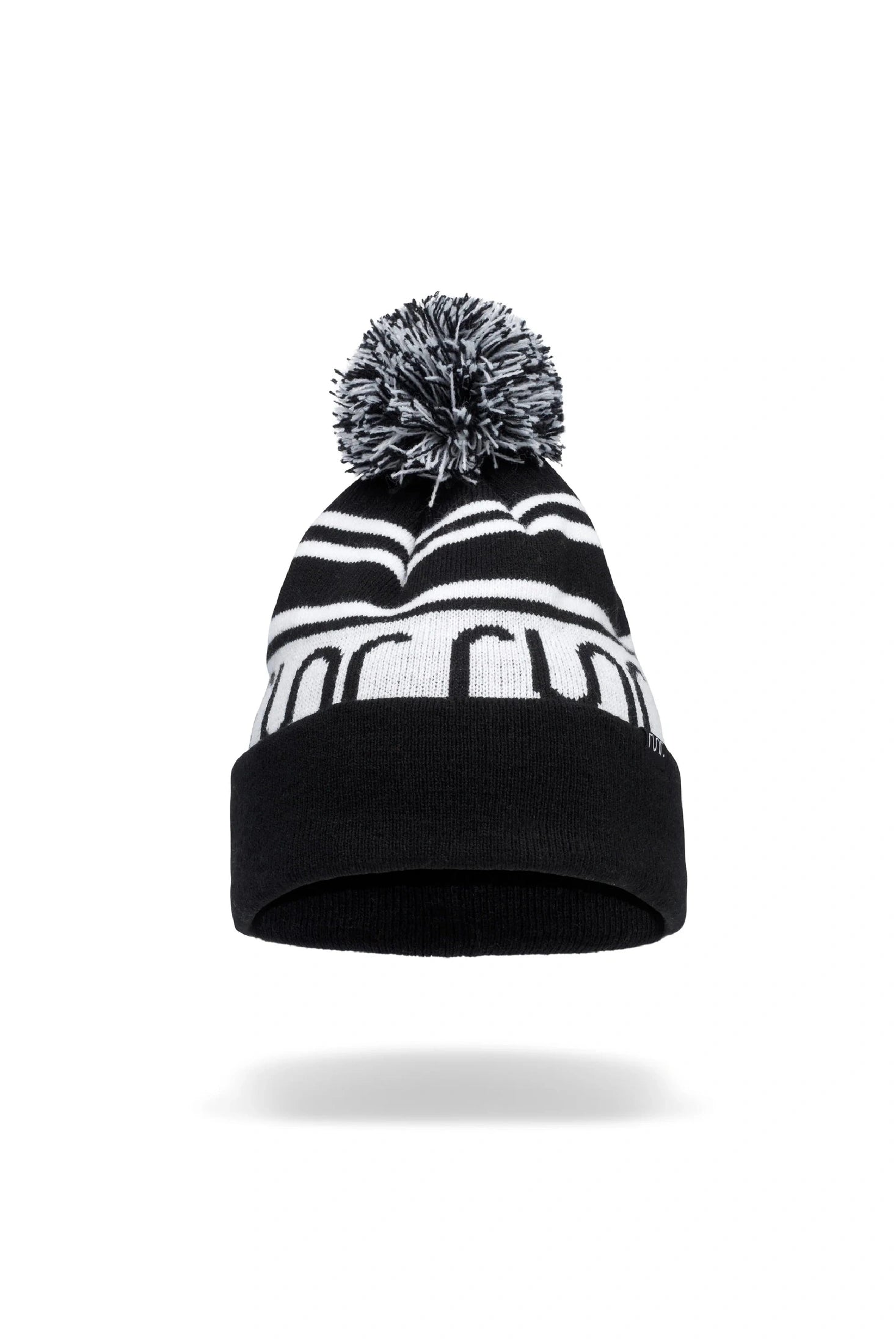 Runr Unisex Nordic Bobble Hat - Bog Dog Running