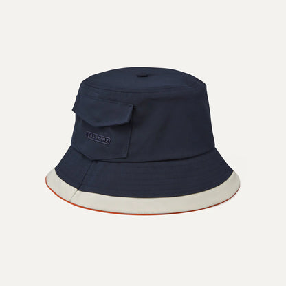 Sealskinz Seething Bucket Hat - Bog Dog Running